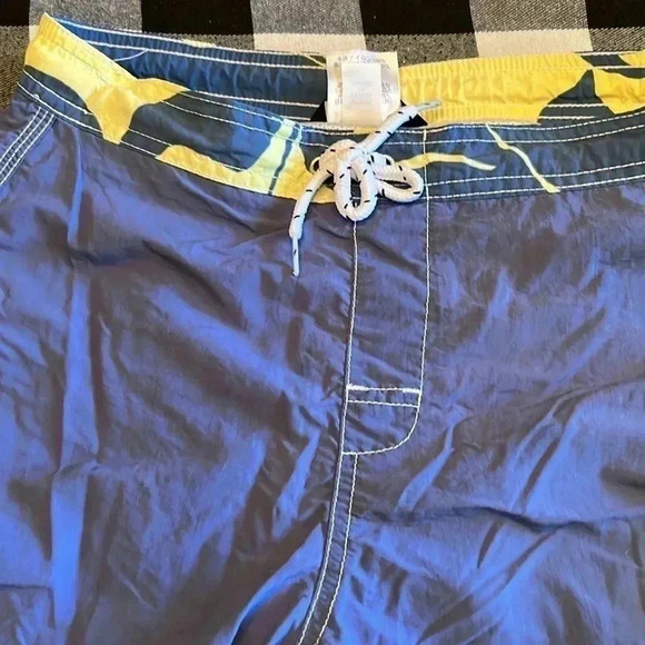 LANDS END swim trunks size 10slim 12slim - Picture 2 of 4